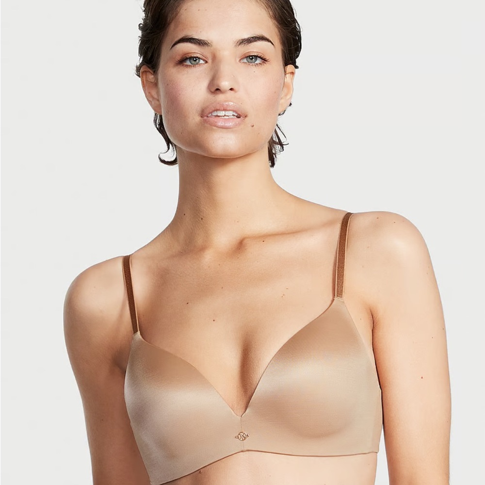 Victoria's Secret So Obsessed Nude Plunge Bra